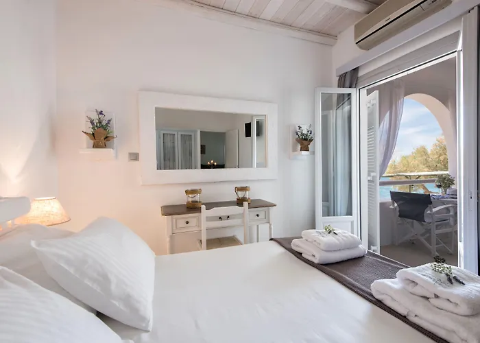 Blue Waves & - To Kyma